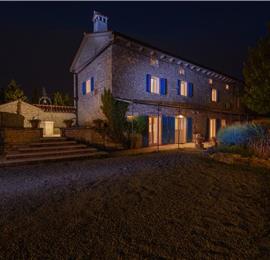 5 Bedroom Istrian Villa Estate with Large Pool and Gardens near Barban, Sleeps 12